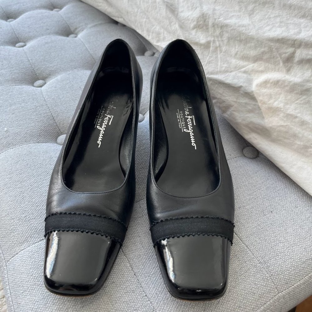 Vintage Salvatore Ferragamo Black Cap Toe Heels with Grosgrain Ribbon